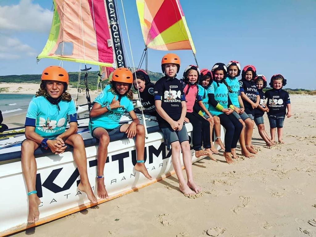 catamaran niños tarifa